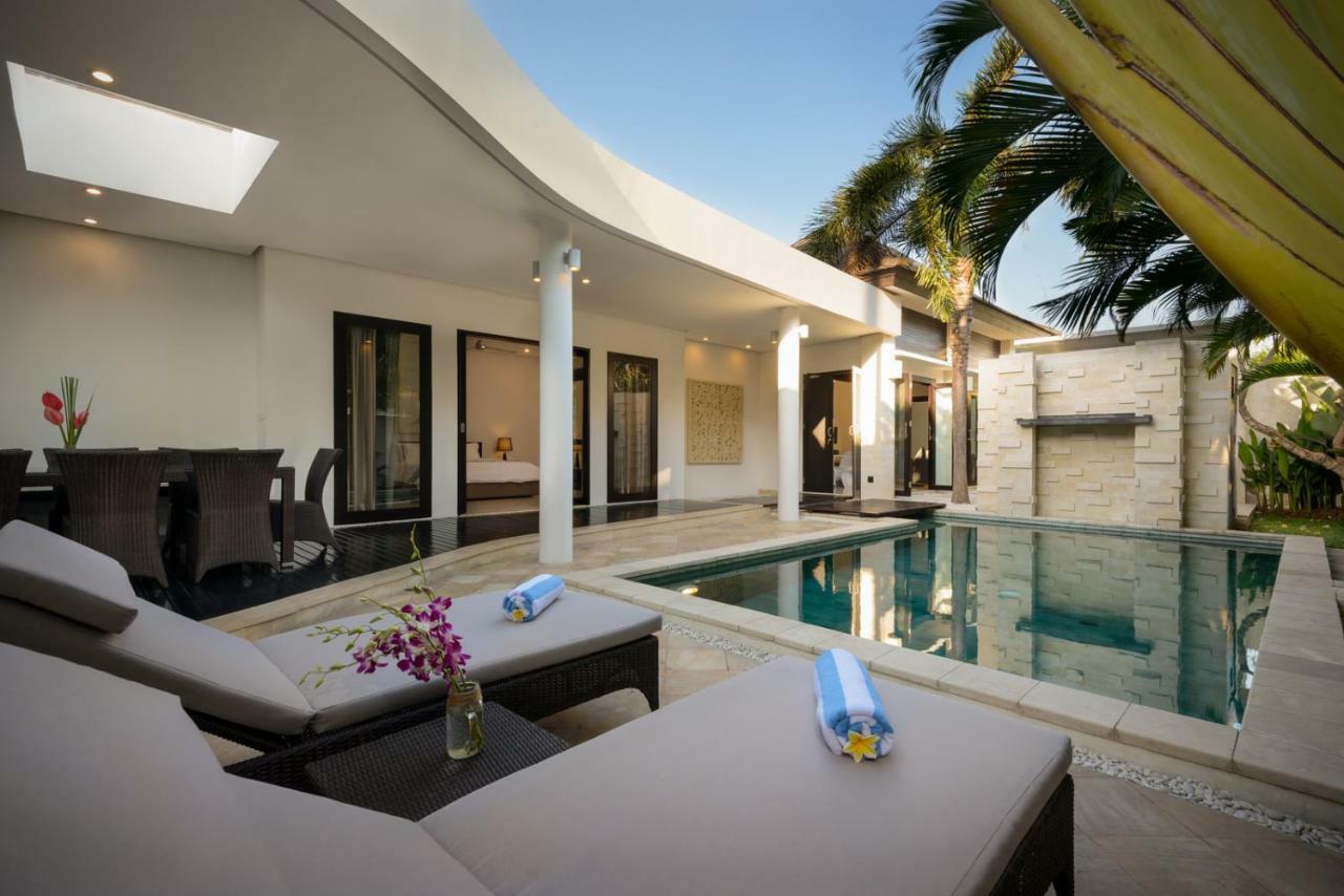 Villa Maharani Seminyak Esterno foto