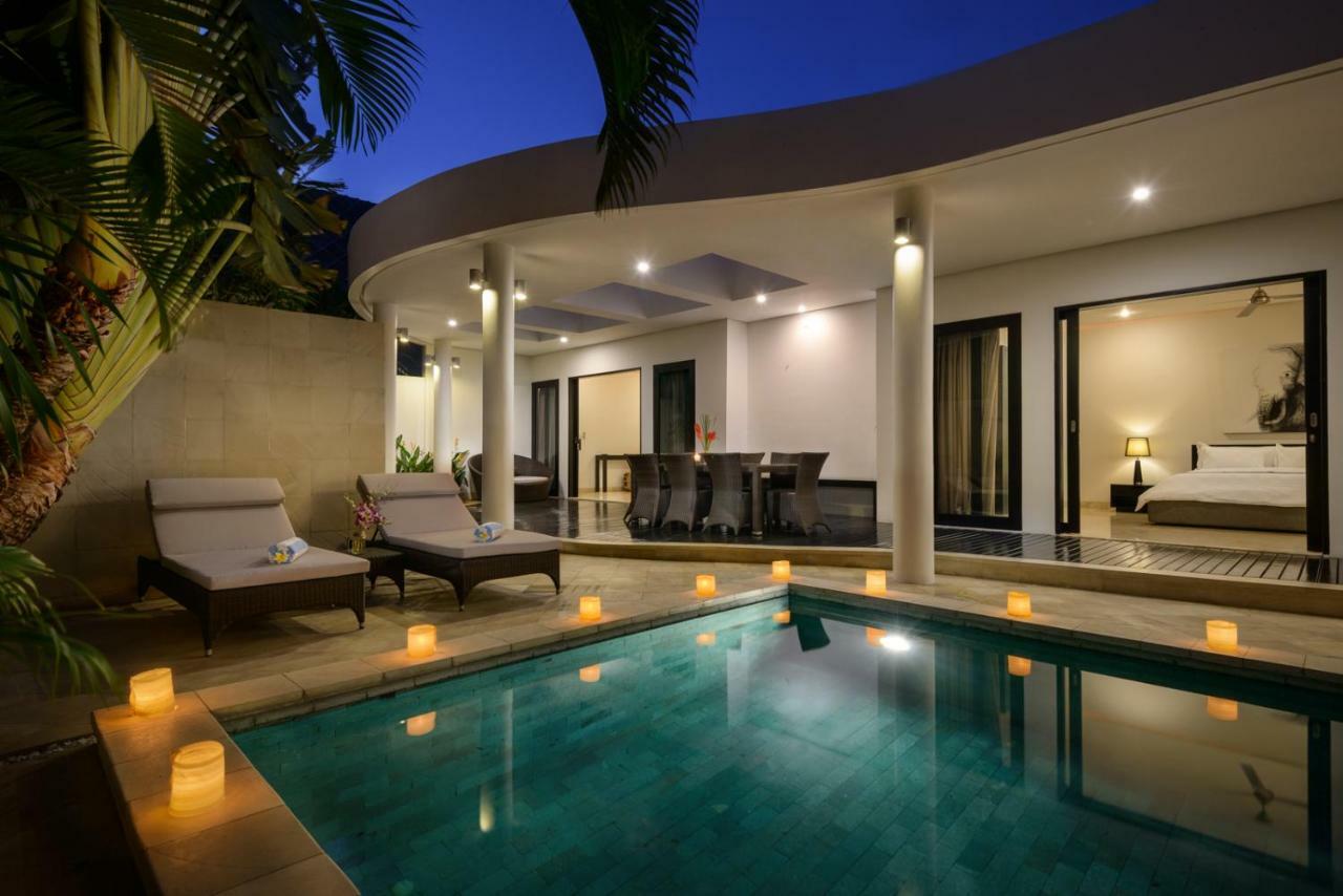 Villa Maharani Seminyak Esterno foto