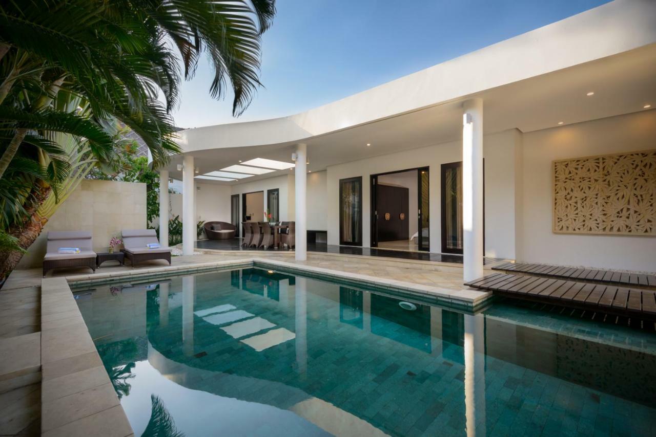 Villa Maharani Seminyak Esterno foto