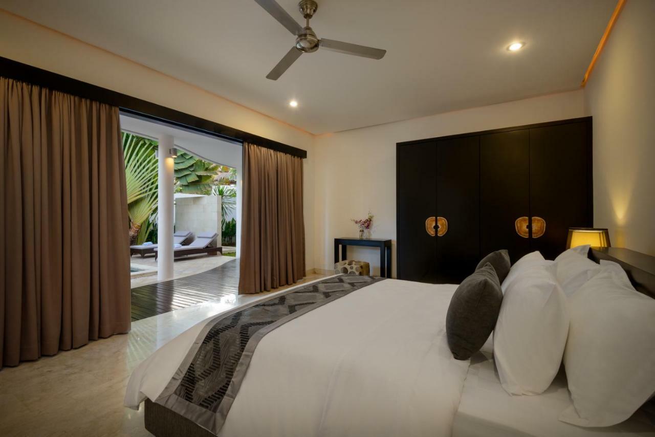 Villa Maharani Seminyak Esterno foto