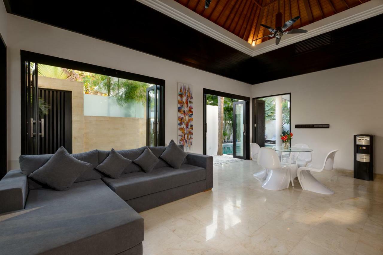 Villa Maharani Seminyak Esterno foto